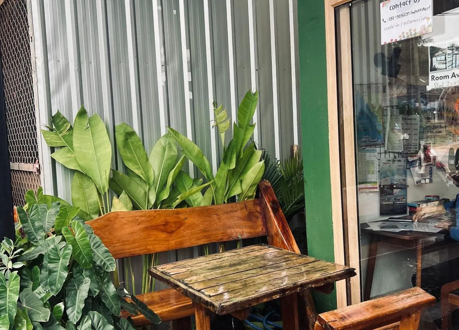 Happiness Hostel Ko Lanta