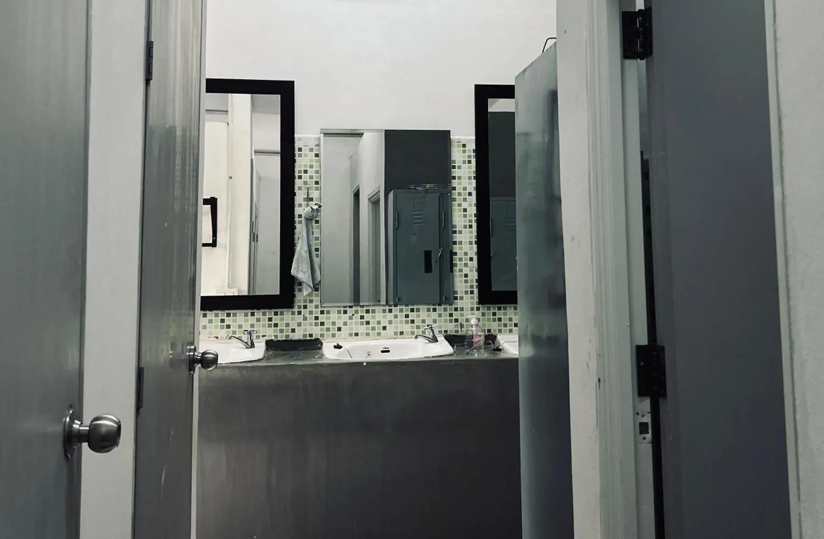 Happiness Hostel Ko Lanta