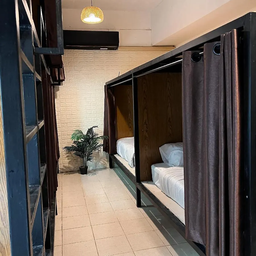 Happiness Hostel Ko Lanta Thailand